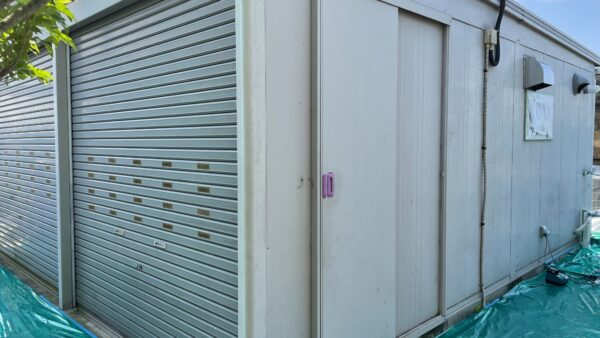 【施工事例｜倉庫・壁・シャッター塗装工事】